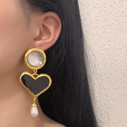 Beautiful Pearl Earring with Unique Style