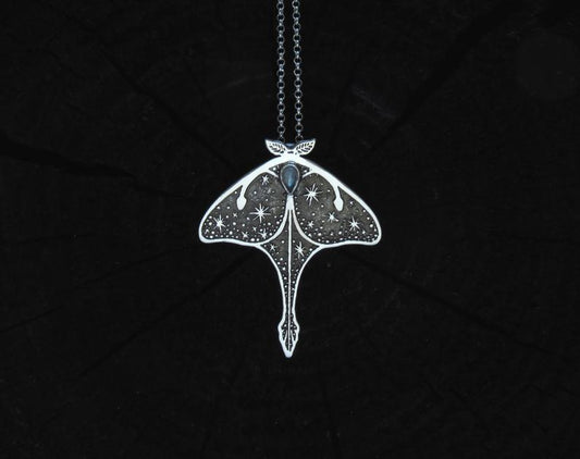 Classic Necklace with Timeless Appeal