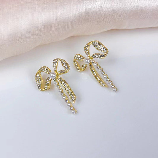 Delicate Artisan Pearl Earring