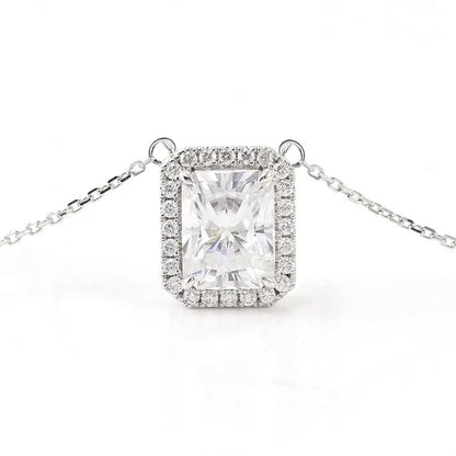 Romantic Necklace for Special Moments