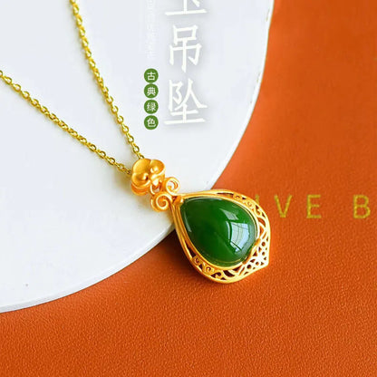 Romantic Gold Necklace for Special Moments