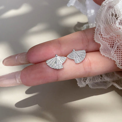 Charming Piece for Any Occasion