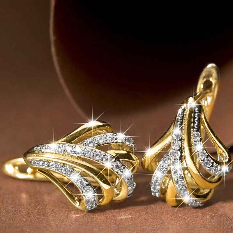 Elegant Earring for Every Occasion