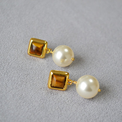 Elegant Silver Earring for Every Occasion