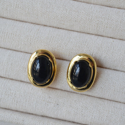 Stunning Gold Earring for Daily Wear