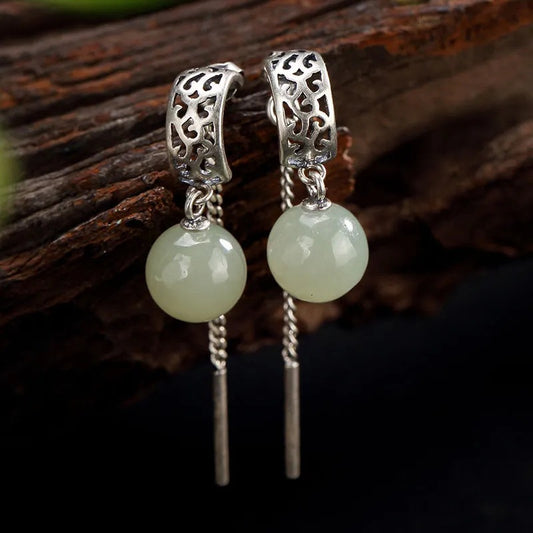Charming Piece for Any Occasion