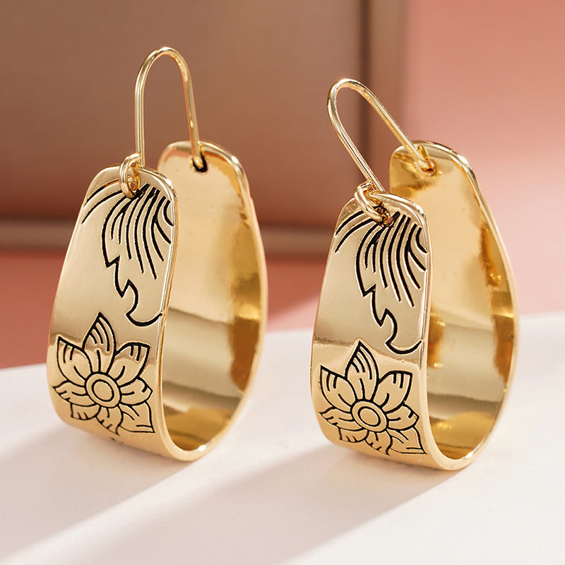 Classic Earring with Timeless Appeal