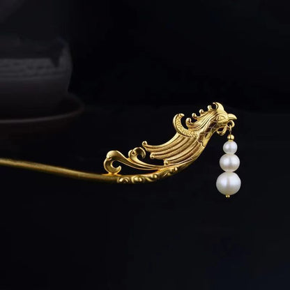 Beautiful Gold Pendant with Unique Style