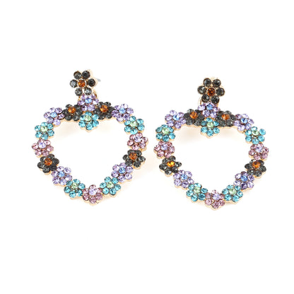 Charming Earring for Any Occasion