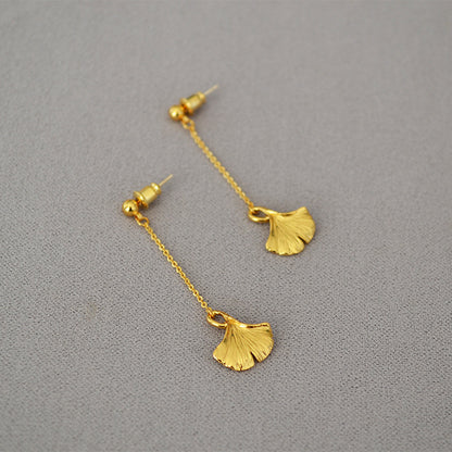 Vintage Handmade Gold Earring
