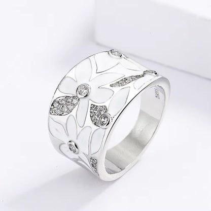 Classic Ring with Timeless Appeal