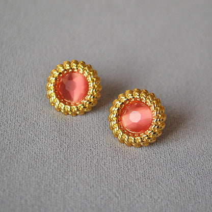 Vintage Handmade Gold Earring