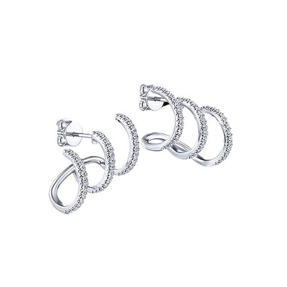 Charming Earring for Any Occasion