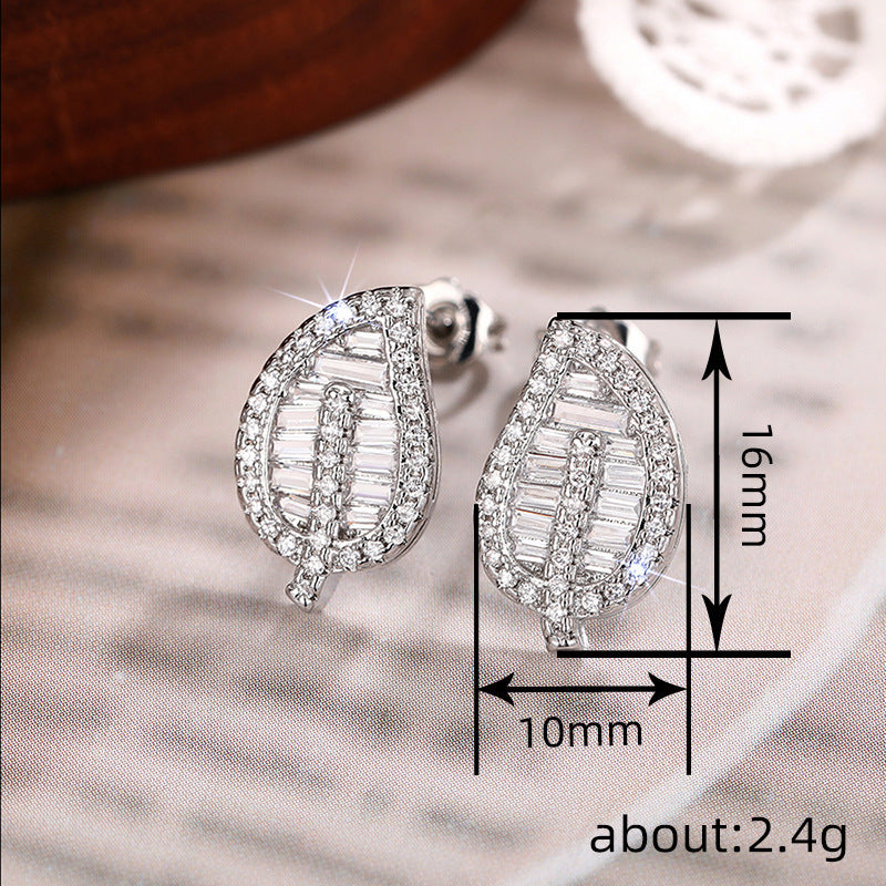 Romantic Earring for Special Moments