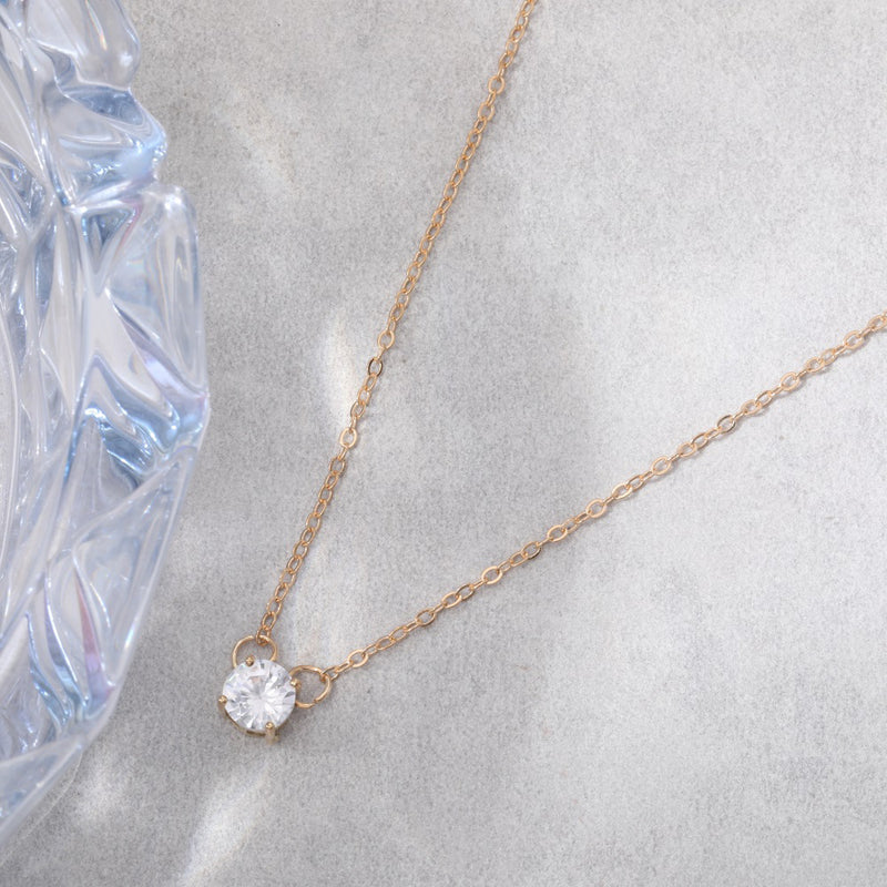 Beautiful Gold Necklace with Unique Style