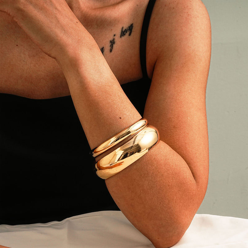 Beautiful Gold Bracelet with Unique Style