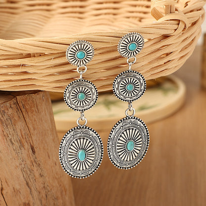 Beautiful Silver Earring with Unique Style