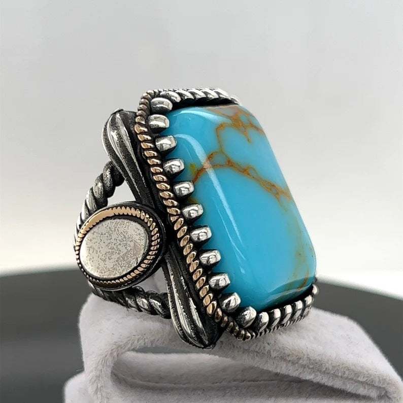 Elegant Piece for Every Occasion