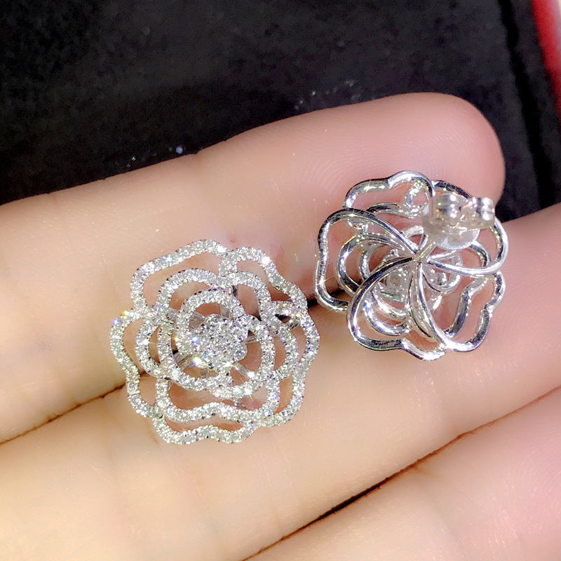 Charming Earring for Any Occasion