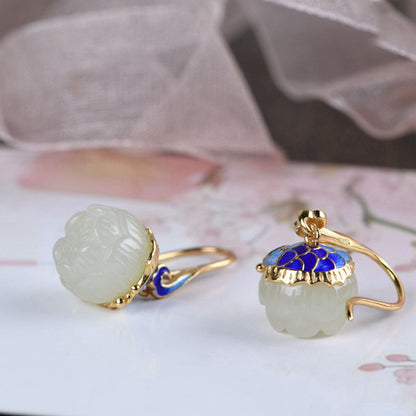 Elegant Gold Earring for Every Occasion