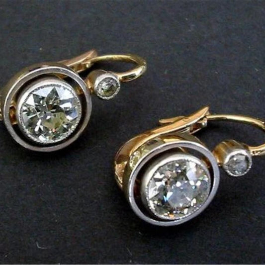 Stunning Gold Earring for Daily Wear