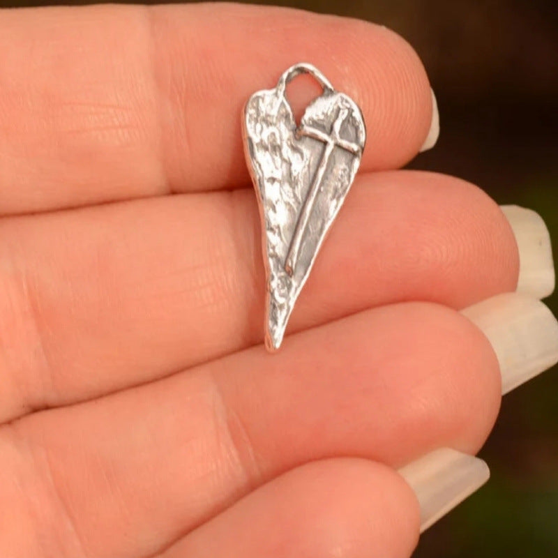 Beautiful Silver Necklace with Unique Style