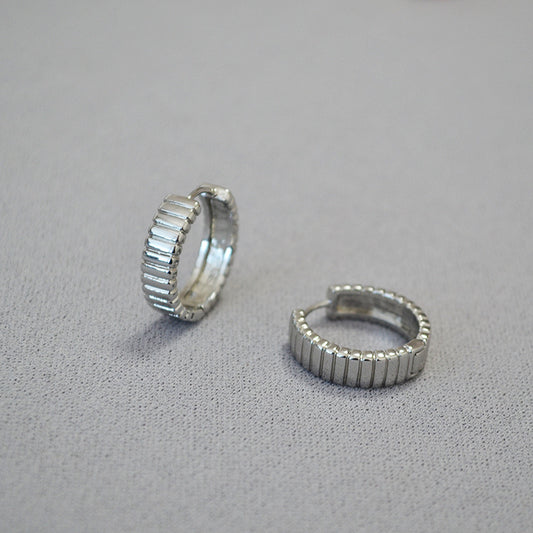 Charming Gold Earring for Any Occasion