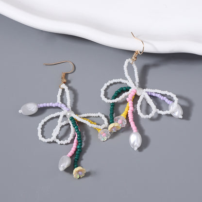 Classic Pearl Earring with Timeless Appeal