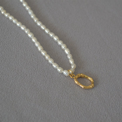 Romantic Pearl Necklace for Special Moments