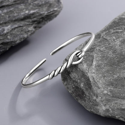 Beautiful Bracelet with Unique Style