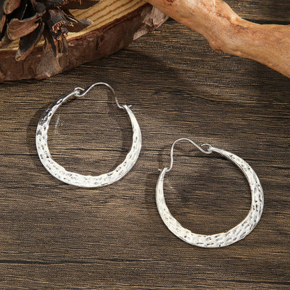 Classic Earring with Timeless Appeal