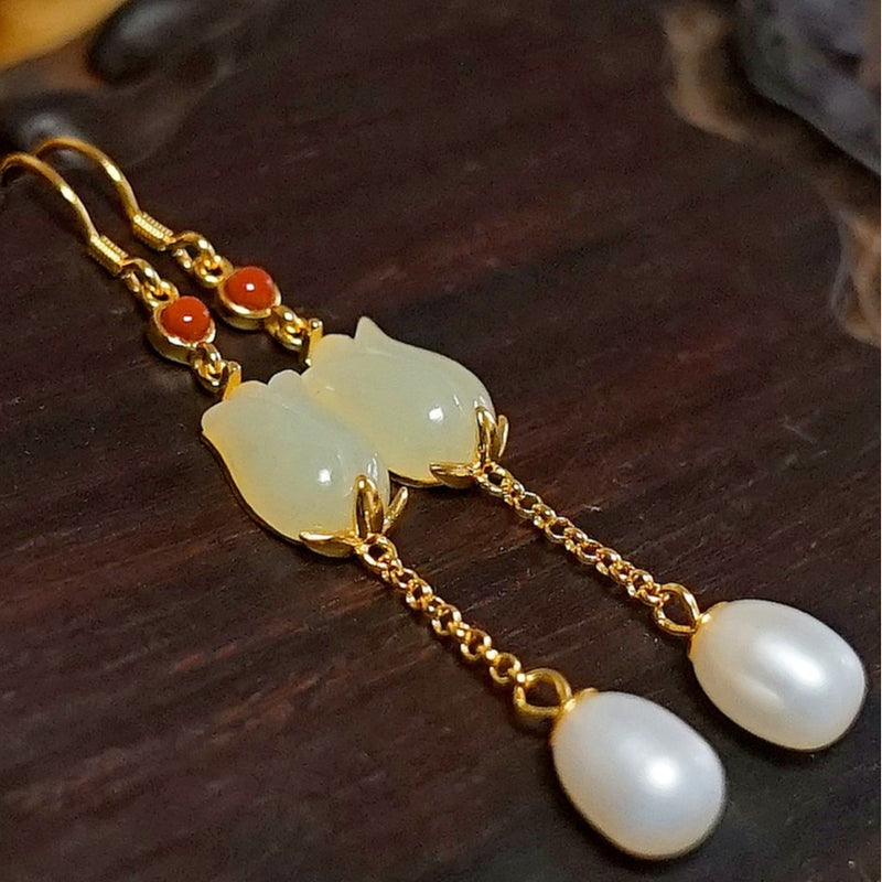 Stunning Gold Earring for Daily Wear