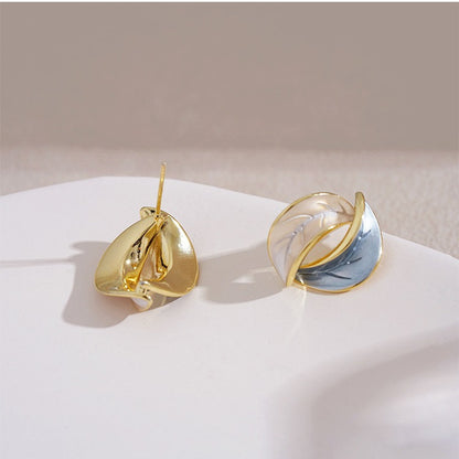 Stunning Pearl Earring for Daily Wear