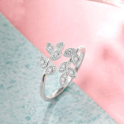 Charming Gold Ring for Any Occasion