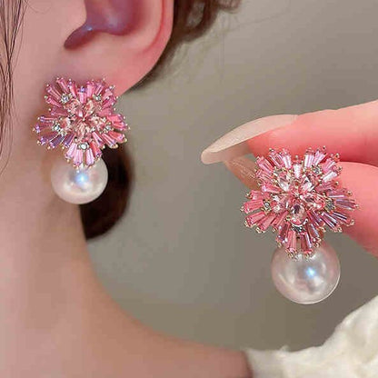 Romantic Pearl Earring for Special Moments