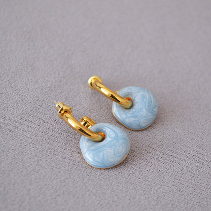 Stunning Gold Earring for Daily Wear
