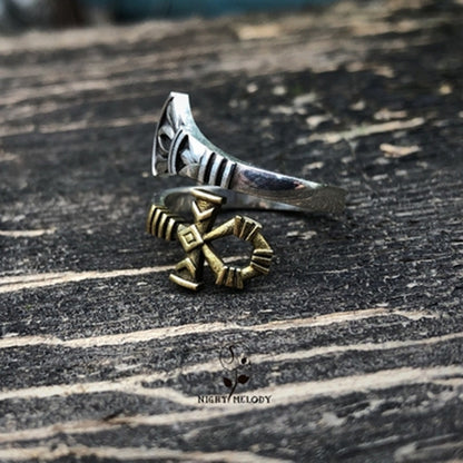 Classic Silver Ring with Timeless Appeal