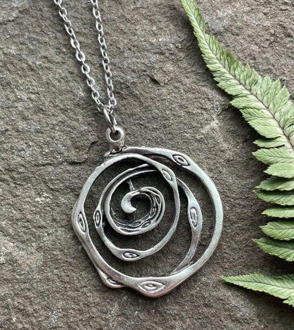Romantic Necklace for Special Moments