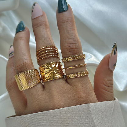 Romantic Gold Ring for Special Moments