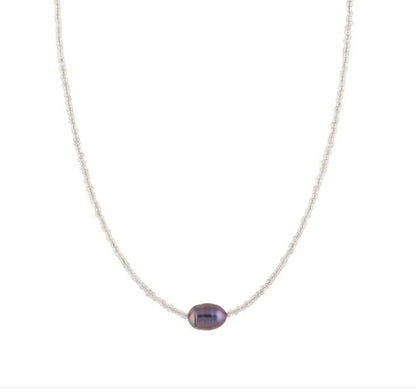 Classic Pearl Necklace with Timeless Appeal