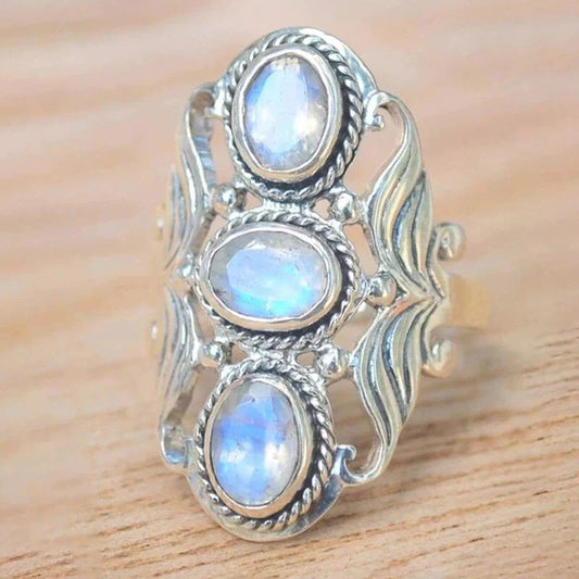 Charming Silver Ring for Any Occasion