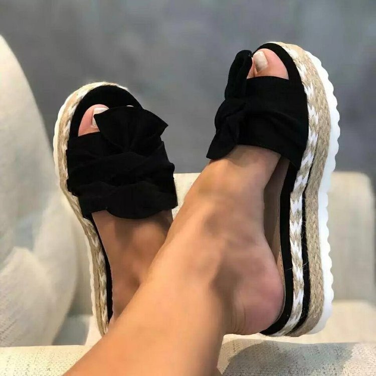 Chic Orthopedic Sandals with Unique Design