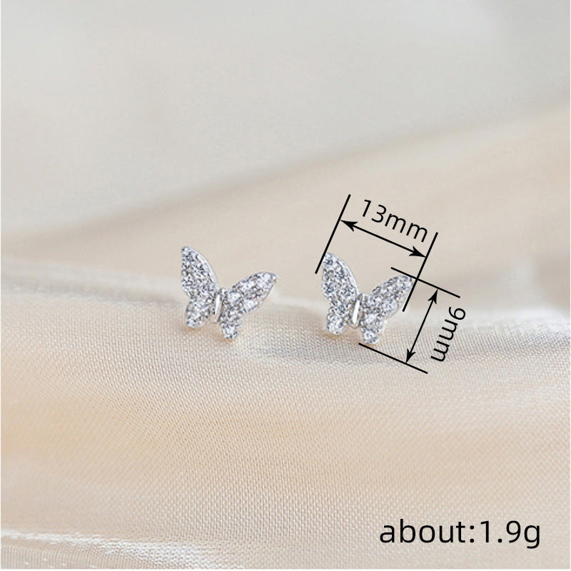 Classic Earring with Timeless Appeal