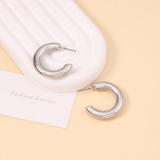 Classic Earring with Timeless Appeal