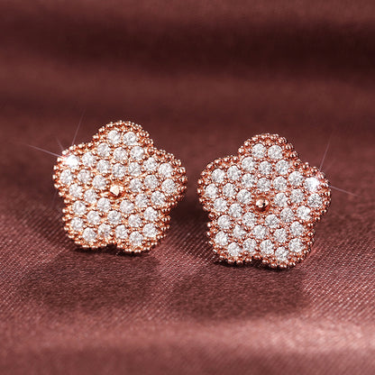 Charming Piece for Any Occasion