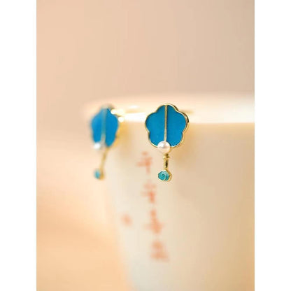 Charming Pearl Piece for Any Occasion