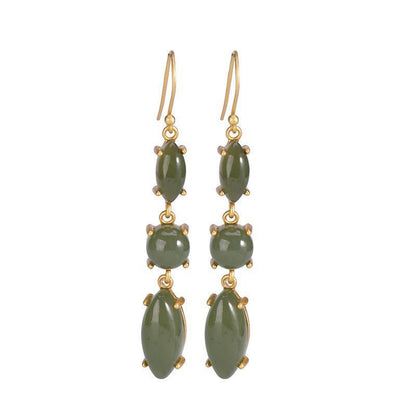 Charming Silver Earring for Any Occasion