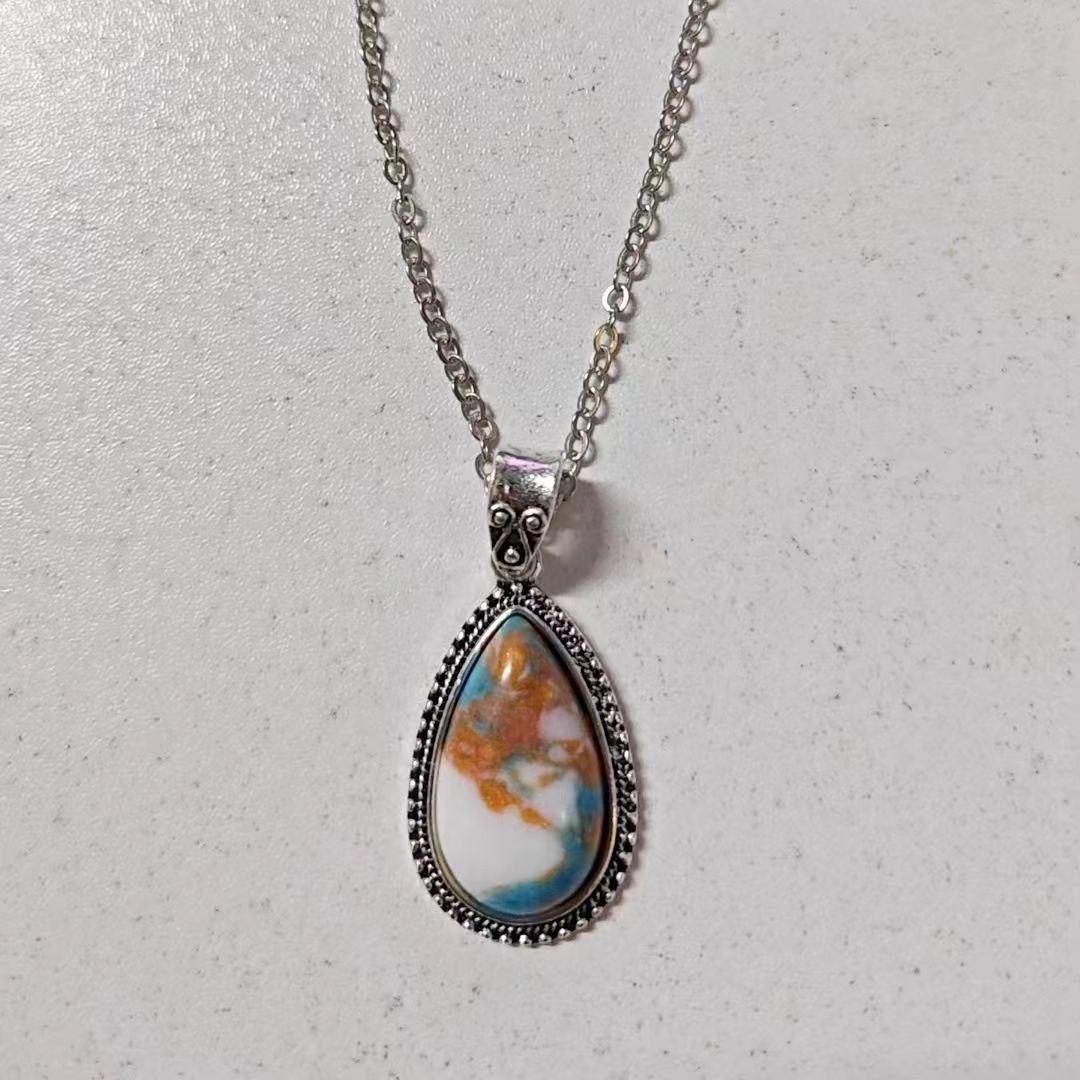 Stunning Necklace for Daily Wear
