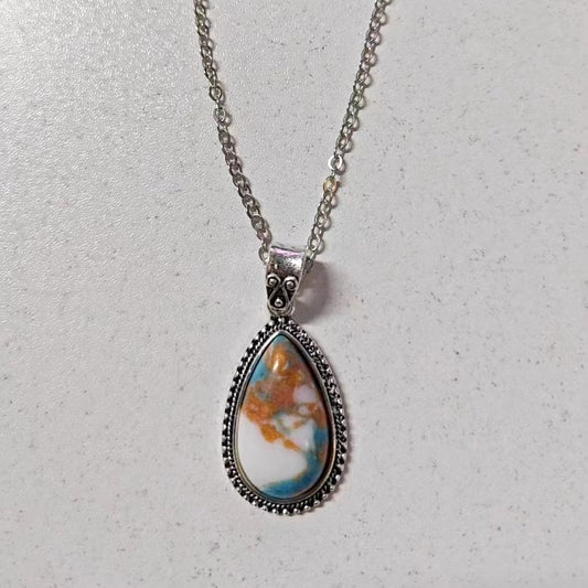 Stunning Necklace for Daily Wear
