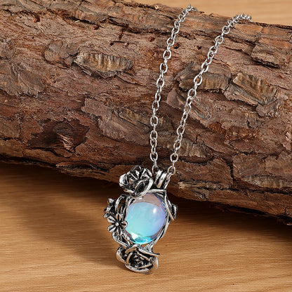 Charming Pendant for Any Occasion